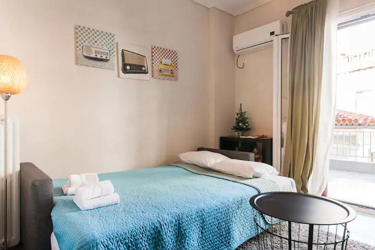 Openair Hot Tub/Big Balcony/Great Boutique Apt أثينا المظهر الخارجي الصورة